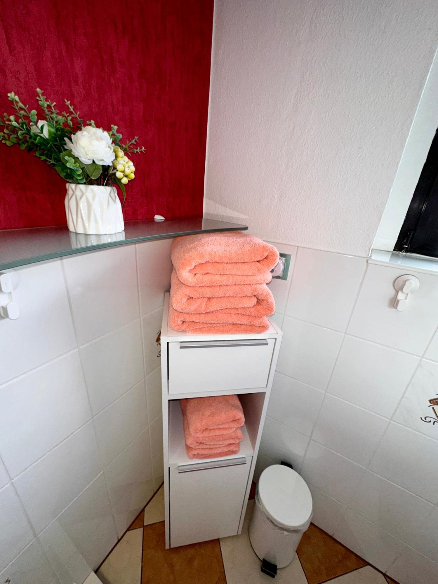 Kremmen Premium Ferienwohnung Ulf-Dieter Kunstmann מראה חיצוני תמונה